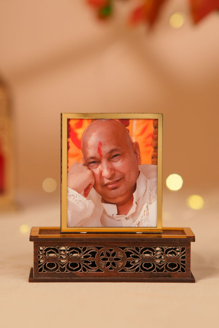 Guru Ji Darshan With Amritam Sughandha